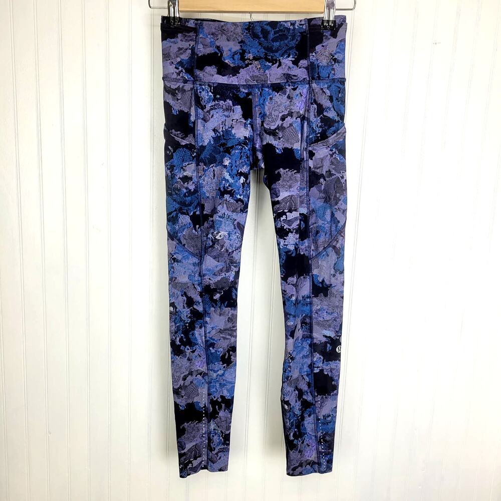 Lululemon Screen Camo Leggings Size 4 AS IS